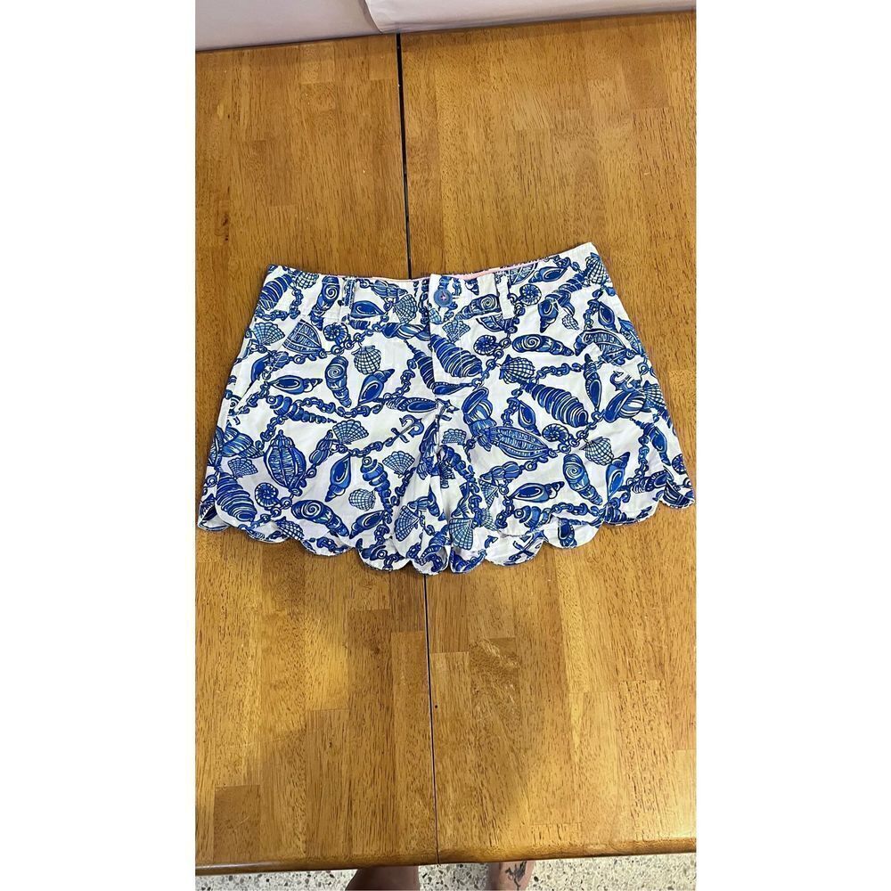 LILLY PULITZER BLUE SEA SHELL SCALLOPED TRIM SHORTS WOMENS SIZE 00